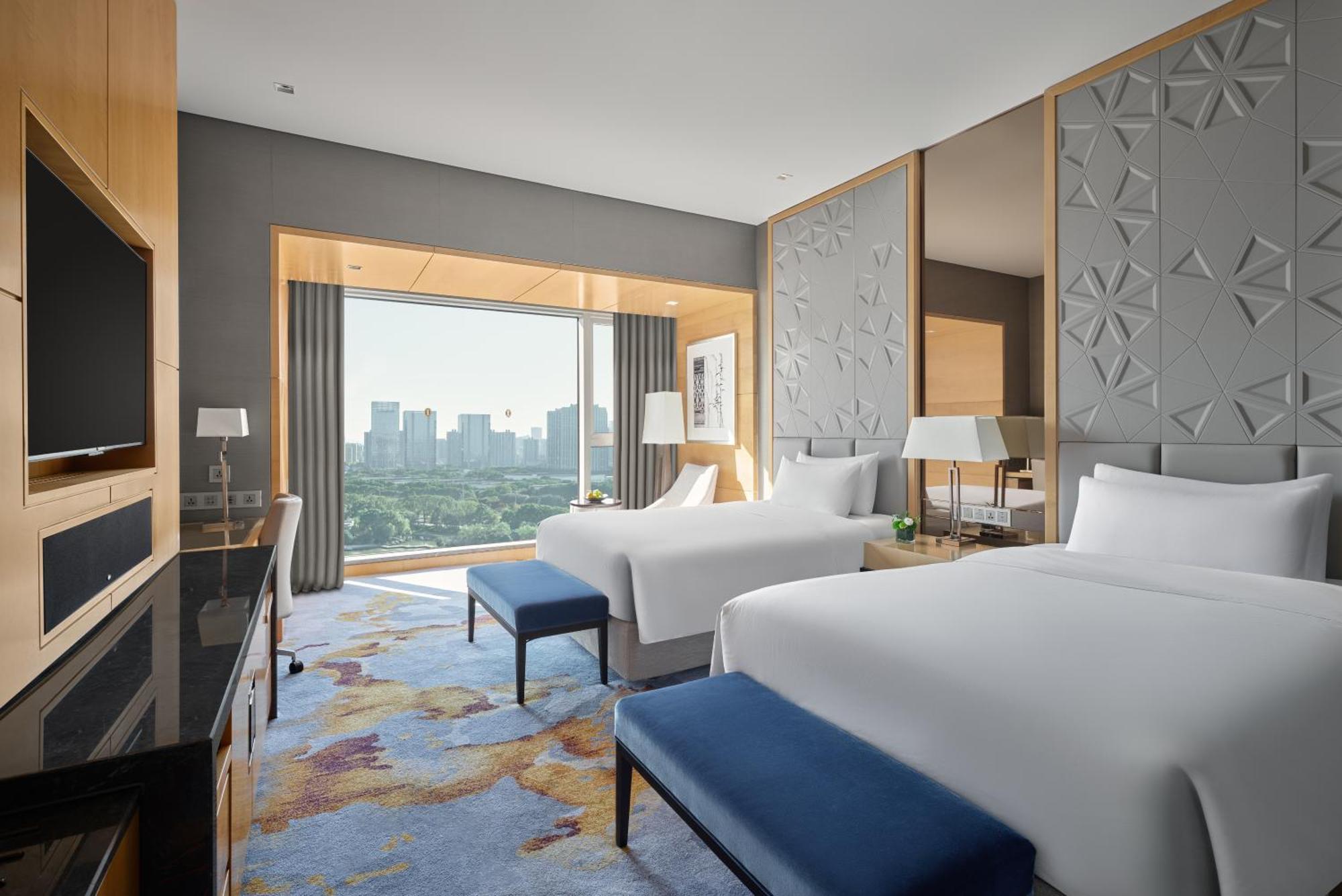 The Azure Ningbo, Vignette Collection Hotel Buitenkant foto